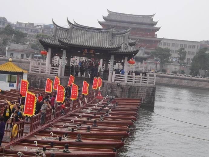 去潮州库存陶瓷库房的一天苦逼的生活，为了生活难啊，累也要坚持