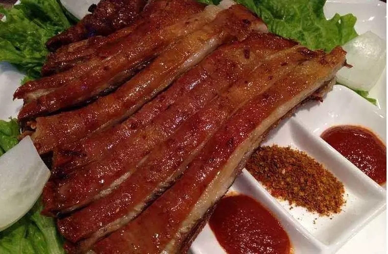 烤全羊最好吃的烤法,怎么烤出外酥里嫩的烤全羊