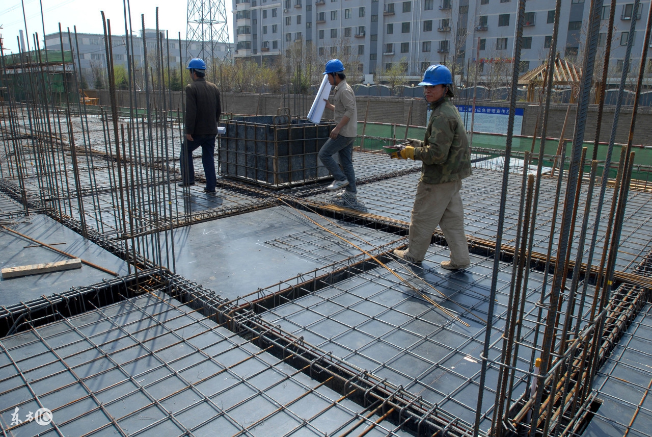 公寓现浇隔层施工标准,现浇隔层厚度多少合适