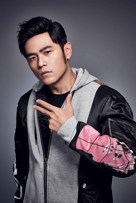 周杰伦发福网友求别再喝奶茶了,官方吐槽周杰伦喝奶茶