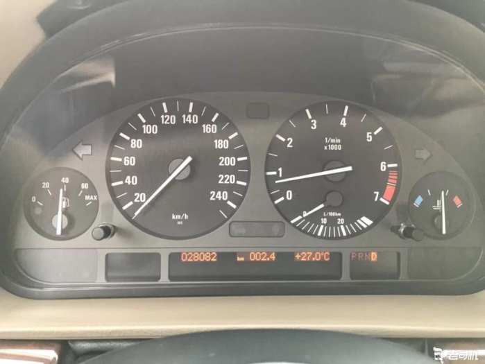 德系车的保值率有多低？当年极品宝马7系如今只要几万块