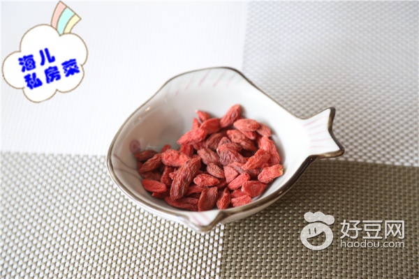 银耳花胶枸杞虫草花炖鸡的功效,花胶虫草花炖鸡的功效与作用