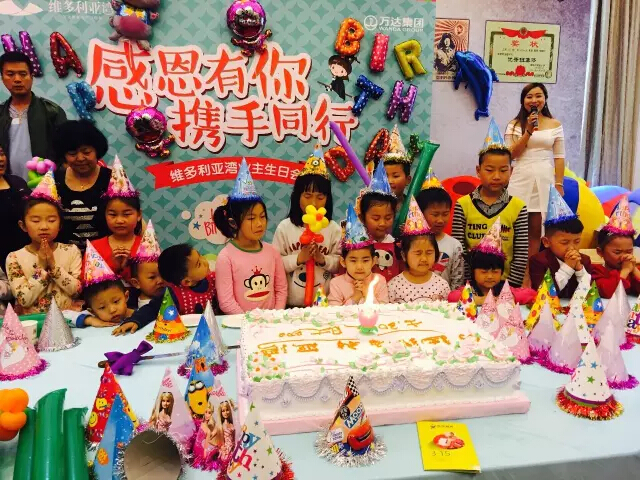 鏉ヨ繖閲屾劅鍙楃儫鐏皵鍜屽褰╀笉澶滃煄,鏉ヨ繖閲屼綋楠屼笘澶栨婧愮殑鎰熻