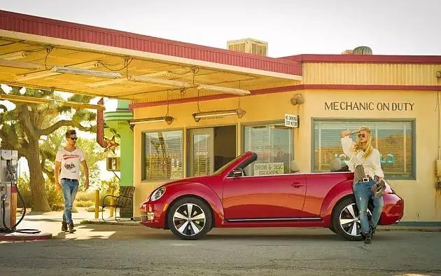 七分享用，三分装B！论证买敞篷车的必要性