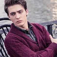 男士羊毛衫怎么搭配好,男士羊毛衫到底需要怎么搭配