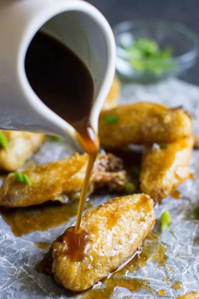 厨房油污每天用什么擦省钱,清洁厨房油污用啤酒小妙招大全