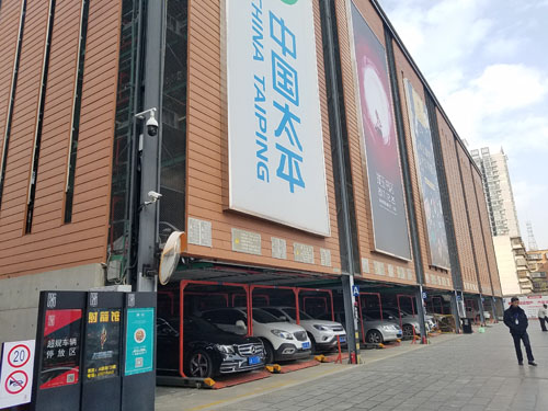 运动贯串拓东体育馆片区商业生态链C86、金格等满足消费层级