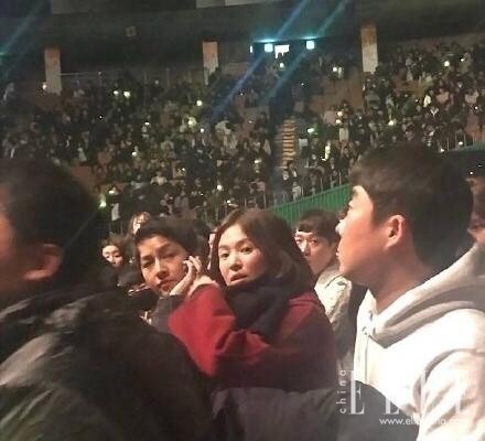 钟楚曦在胡一天身边,钟楚曦抱胡一天