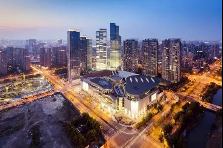 运动贯串拓东体育馆片区商业生态链C86、金格等满足消费层级