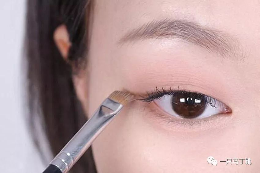lagirl眼影465画法教程单眼皮,肿眼皮单眼皮怎么画眼影
