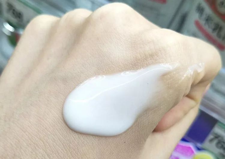 百元以内平价修复舒缓水乳,平价百元干皮水乳