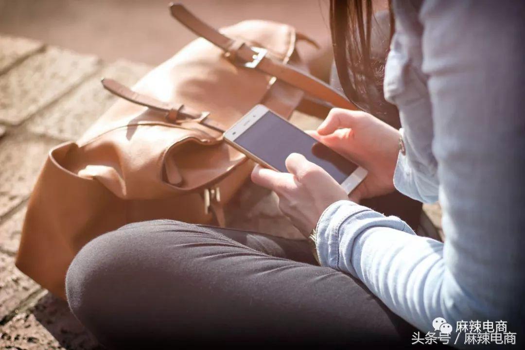 手机怎么一小时赚够一百块钱,一部手机如何每天赚个10块钱