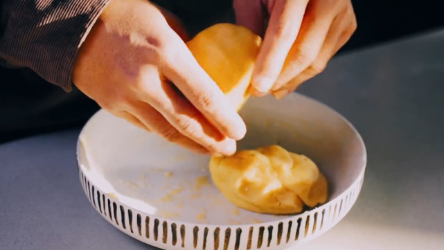 正宗菠萝包香港,正宗香港菠萝包的制作和配方