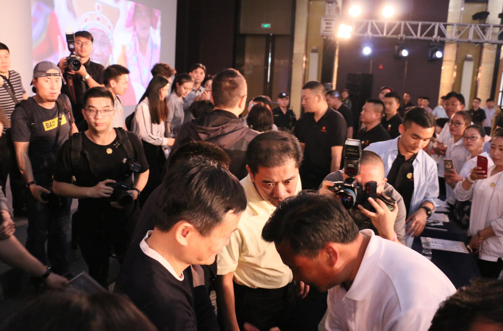 马云谈小学生沉迷《王者光荣》：作为父母，我不高兴