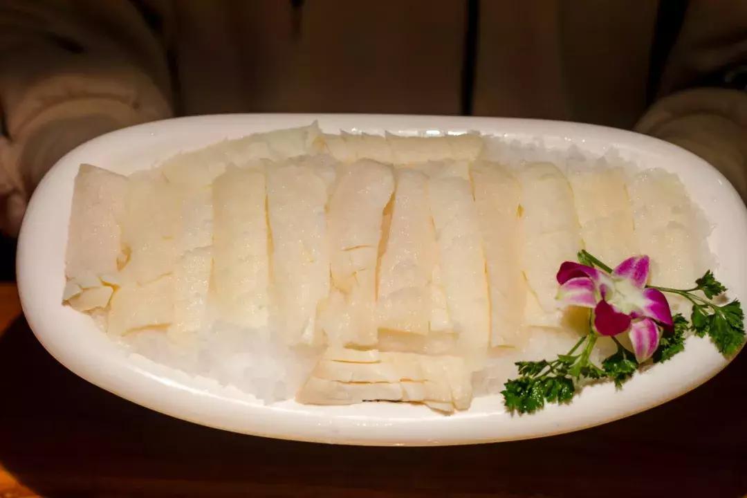 这家店老板说啦，毛肚不好吃就退货，你准备去退货吗？