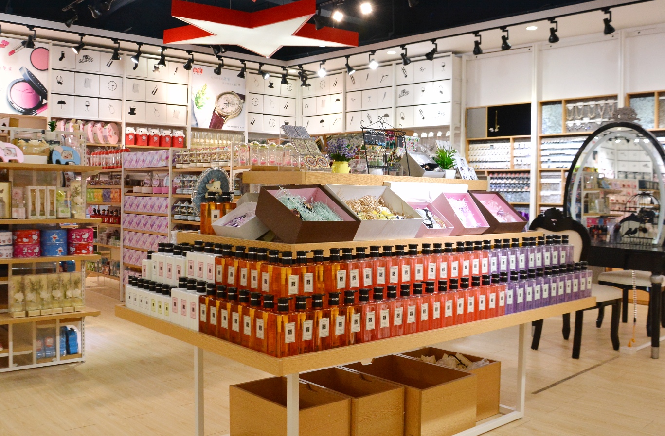 十元店加盟美丽约会,日本十元连锁店加盟