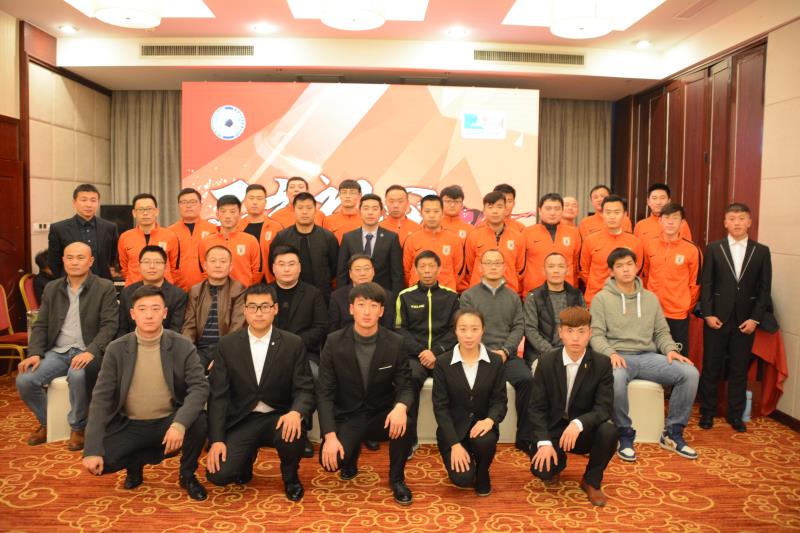 *安泰**业余足球的2017年大丰收，这些人和事情你要知道