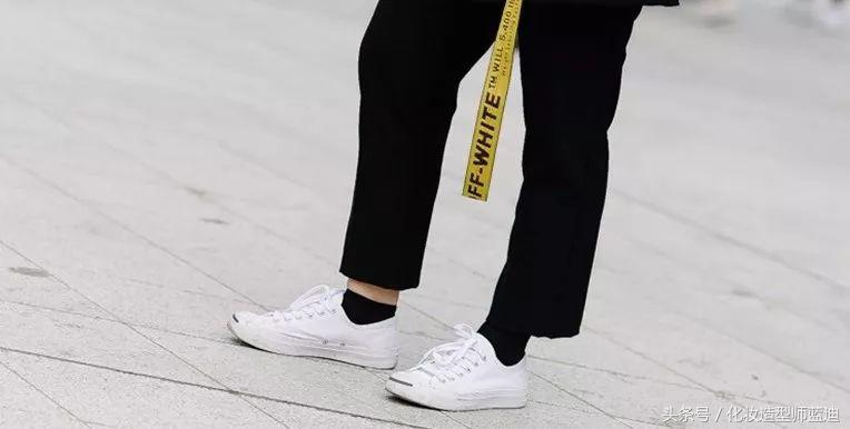 高跟鞋里面穿袜子好看吗,高跟鞋里穿什么袜子