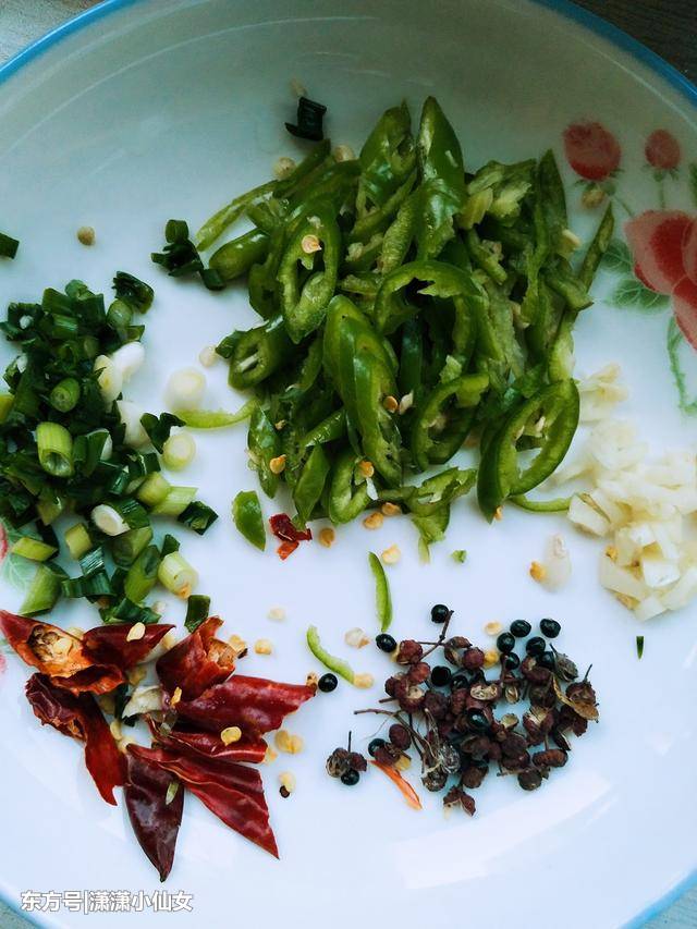凉拌绿豇豆最好吃的做法,豇豆和豆芽怎么凉拌做才会更好吃