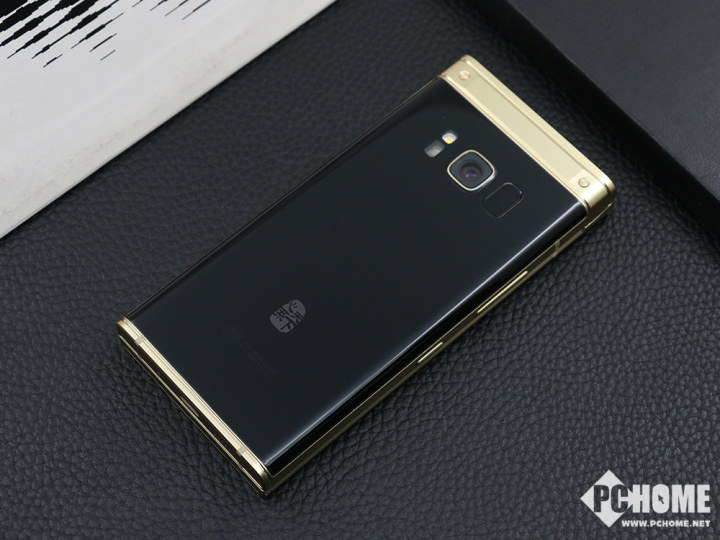 三星w2018翻盖有心系天下吗,三星w2019最后一款情怀大翻盖