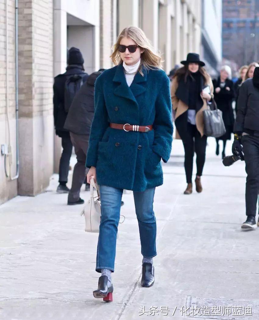 高跟鞋里面穿袜子好看吗,高跟鞋里穿什么袜子