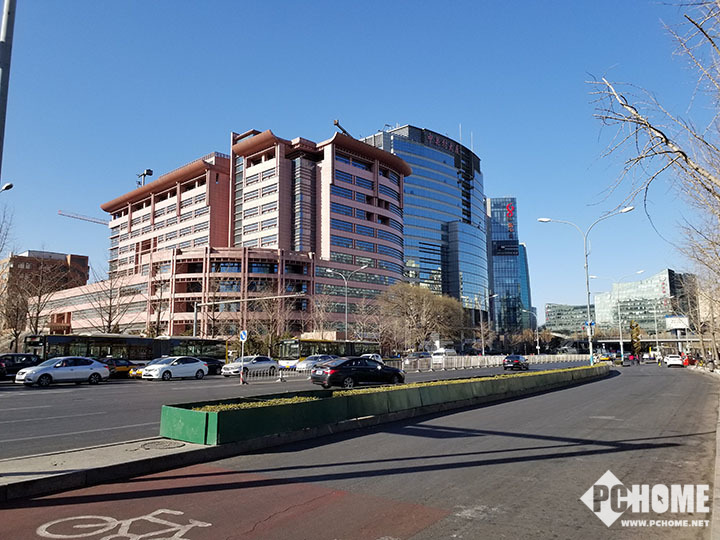 三星w2018翻盖有心系天下吗,三星w2019最后一款情怀大翻盖