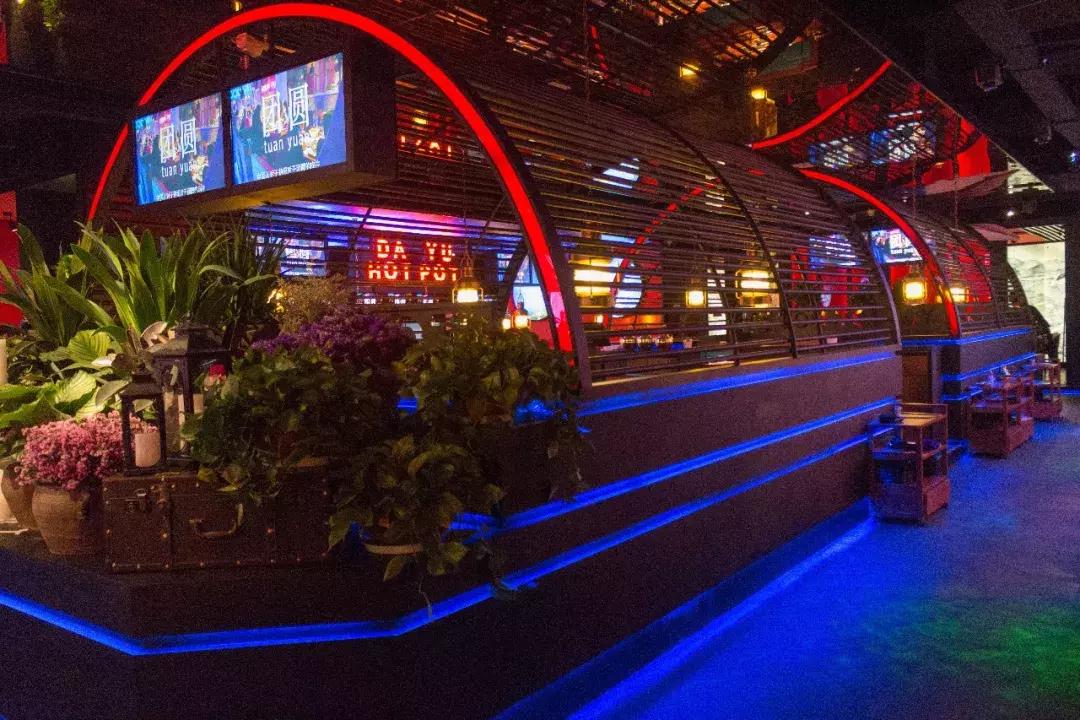 这家店老板说啦，毛肚不好吃就退货，你准备去退货吗？