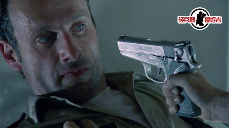 丧尸别跑！《行尸走肉》里那些“对抗丧尸”的终极*器武**（第一季）