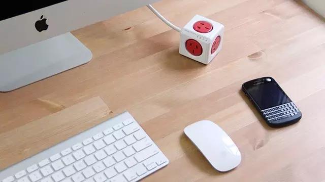 魔方插座真的是好看还不占地方,创意魔方插座图片