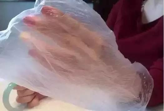 30万玉镯被打碎怎么处理,玉镯被砸掉