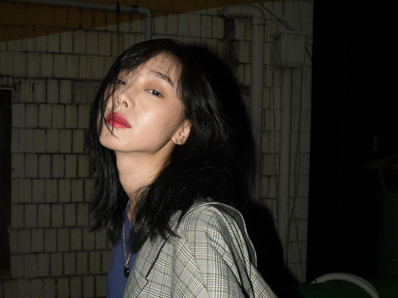 单眼皮肿眼泡日常眼妆教程新手,肿眼泡单眼皮适合什么眼妆