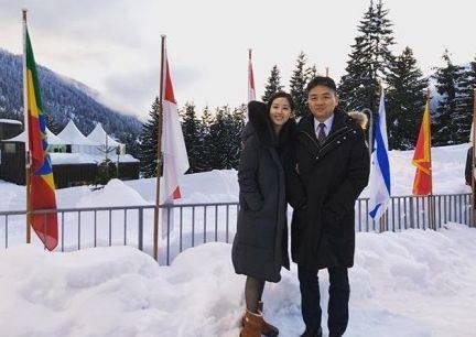 京东老用户买到齁咸假奶粉还惨遭客服怒怼，全国宝爸宝妈都愤怒了