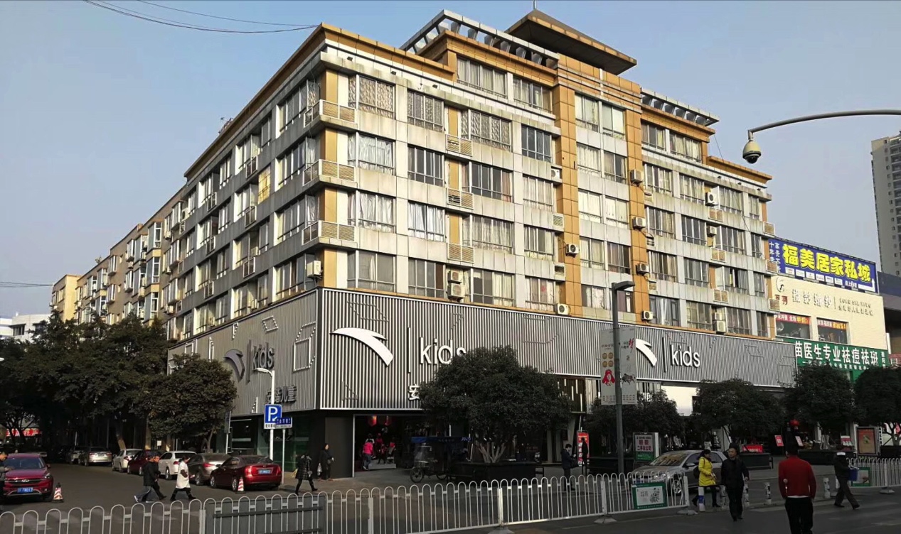 安踏成都儿童专卖店,安踏儿童实体店最新款