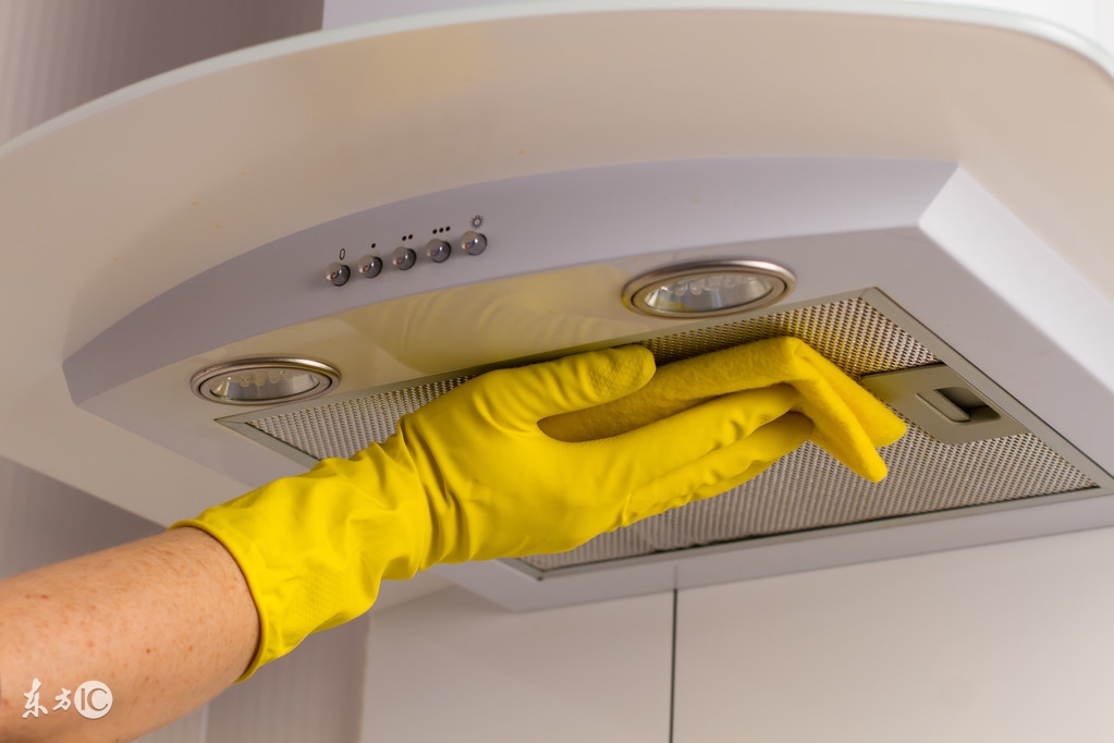 美的抽油烟机怎么拆卸清洗,欧派抽油烟机怎么拆卸清洗