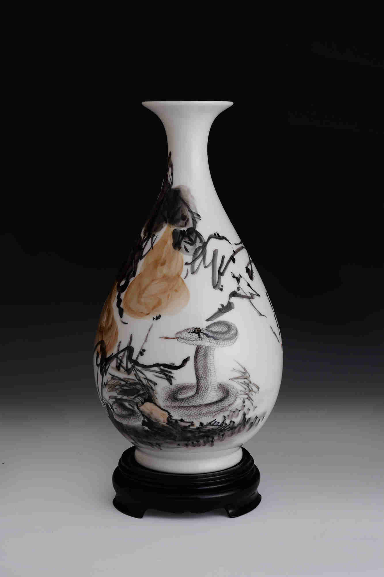 五彩纹龙凤瓷瓶,景德镇十二生肖瓷瓶