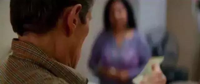 R级儿童片！抽烟喝酒纹身出*身卖**体，但她依然是好妈妈