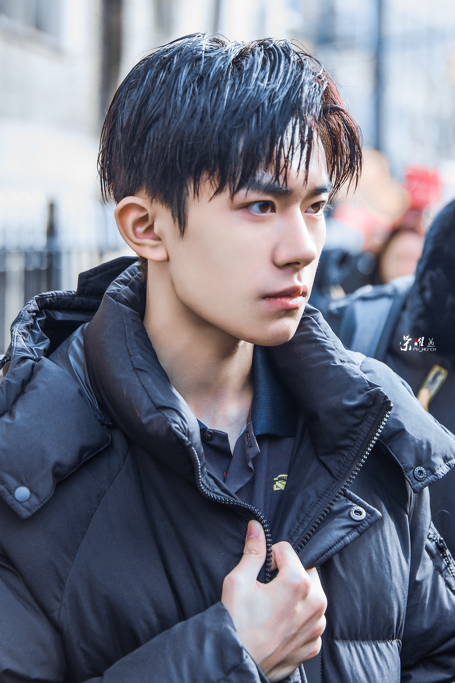 这就是街舞易烊千玺名字被写错,易烊千玺的名字为什么是四个字