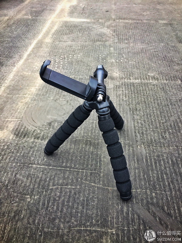 花小钱办大事：入手富图宝手机八爪鱼支架（附视频）