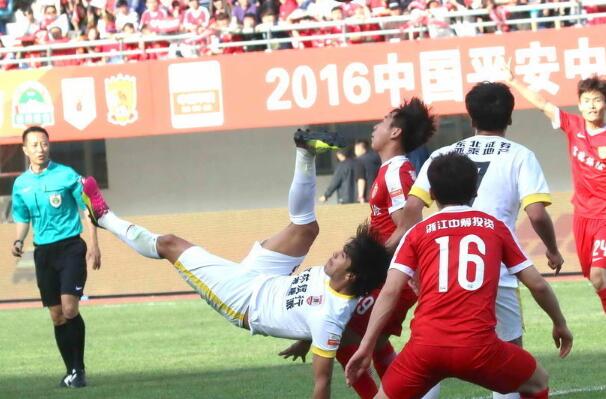 亚泰4比0胜延边预备队,金承大过张琳芃