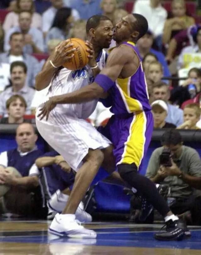 传奇落幕——科比职业生涯赛场球鞋完整回忆