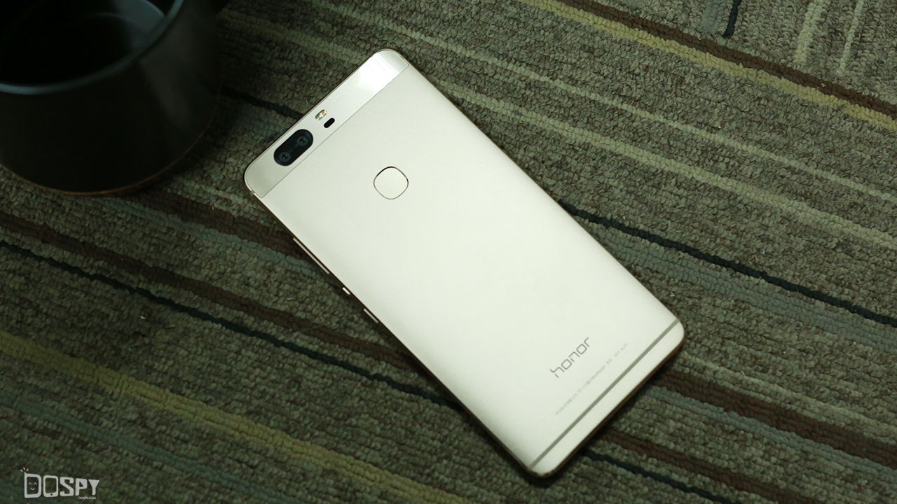 光荣v8屏幕高配和低配,光荣v8pro12.1英寸测评