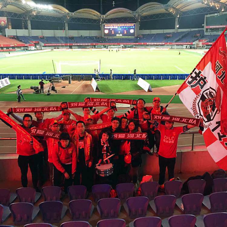 中国女足球迷助威打鼓,女足中国球迷打鼓助威