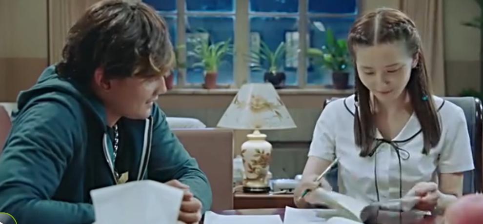 那年青春我们正好个屁啊，角色造型照抄日本不良少年