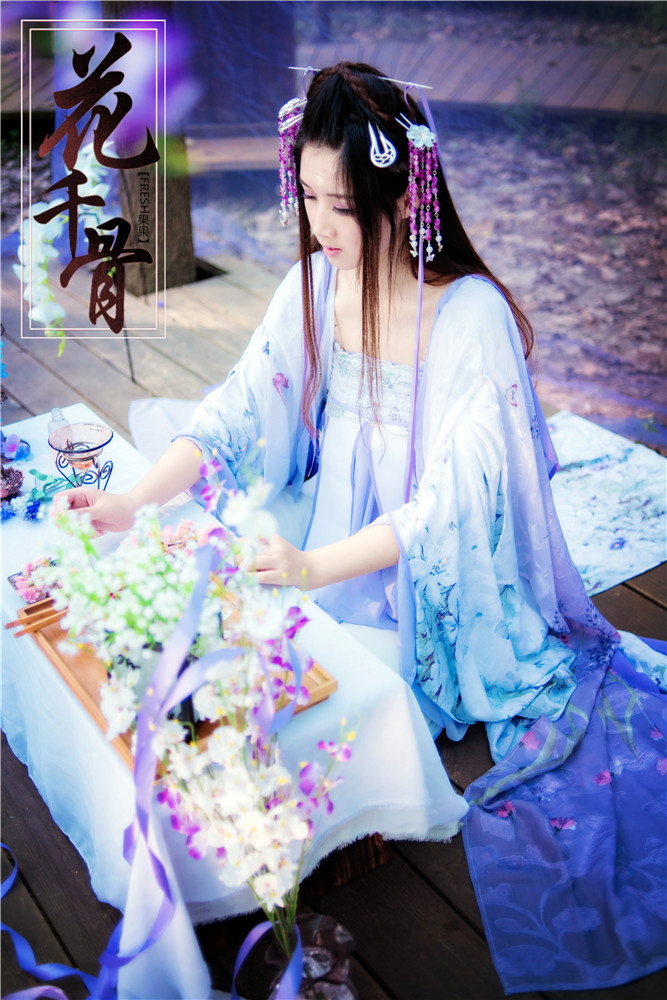 花千骨cos版以神的名义,秭颜cos版花千骨