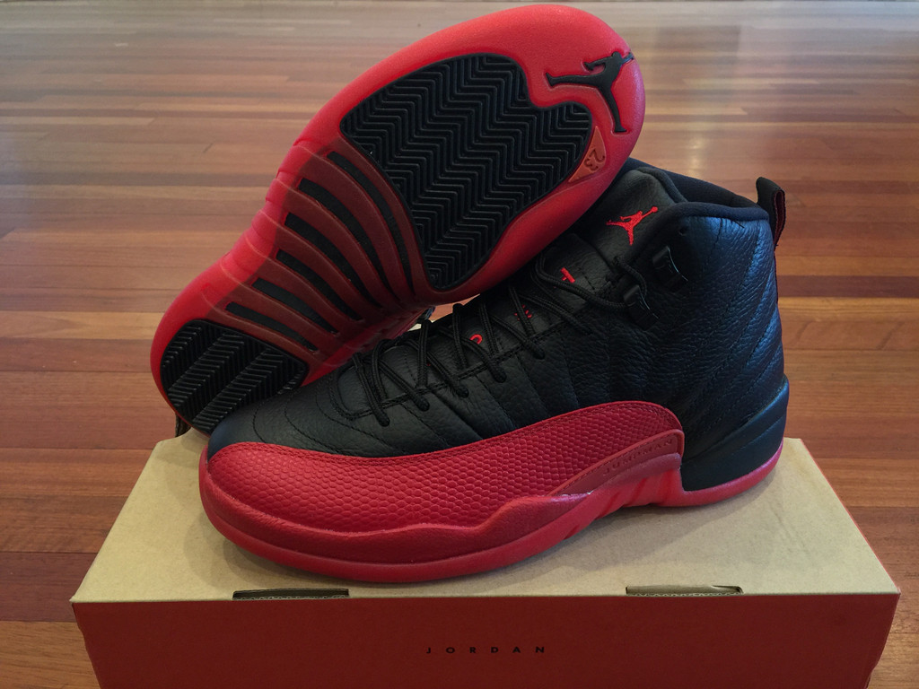 aj12纯原和真的对比,aj12冷门款