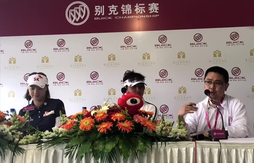 楠（nan）打的高尔夫