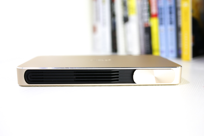 极米z4爵色支持激光翻页笔吗,极米z4爵色和极米z4air