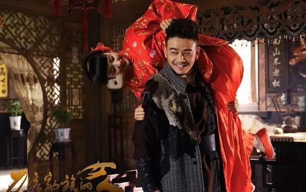 小包总杨烁低音炮,男演员小包总