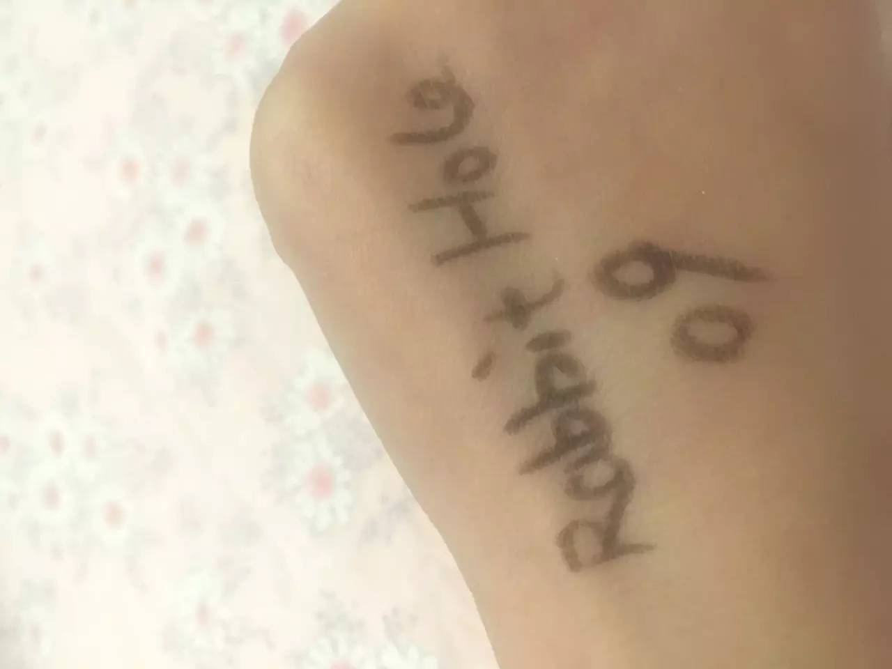 好用的十元彩妆,20个最好用的彩妆品牌