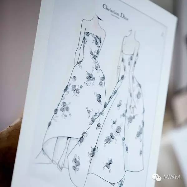 刘亦菲发色黑发图片,刘亦菲一般都是染什么发色